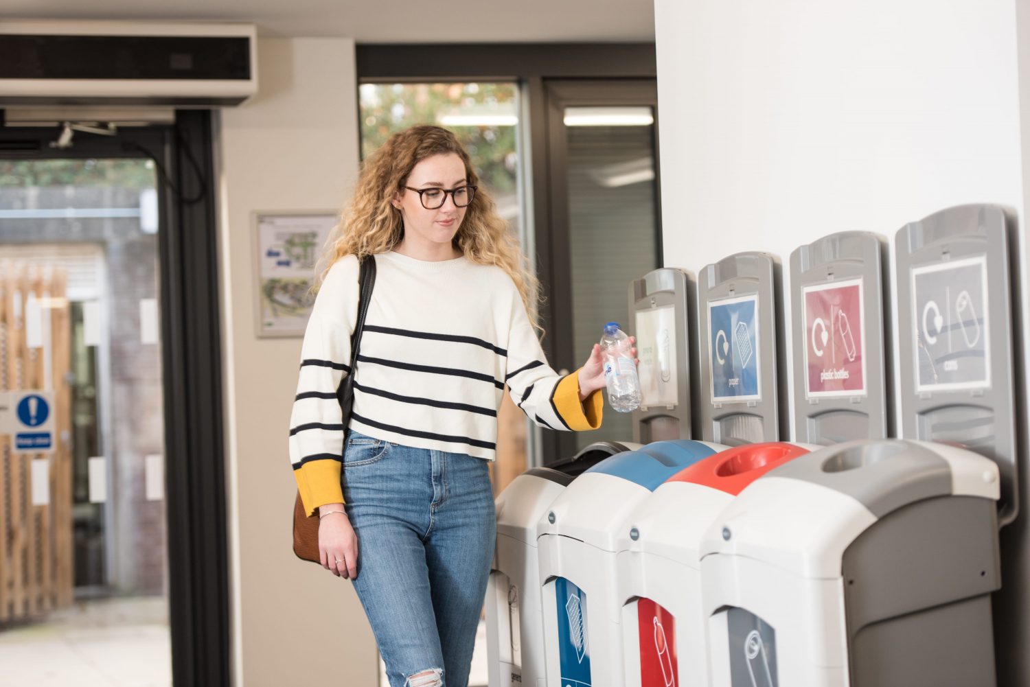 student recycling