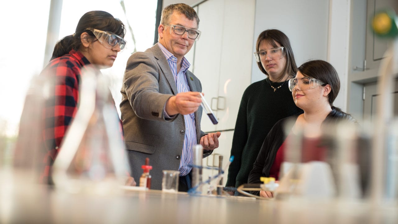 PGCE Chemistry Practical Lecture